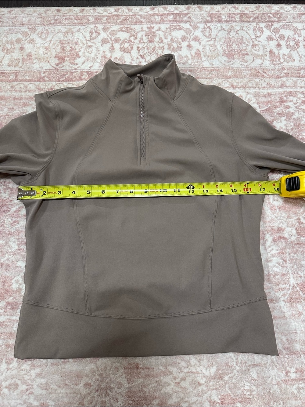 Danskin 🤎 Taupe Active Front Zip Cropped Top - Picture 7 of 9